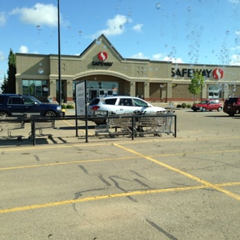 Safeway - Front of store - Grocery Near Me - Camrose, Alberta Safeway - Front of store - Grocery Near Me - Camrose, Alberta