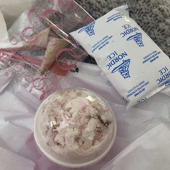 Jun’s Macaron Gelato - What was in my delivery package ! - Macarons Near Me - Flushing, New York
