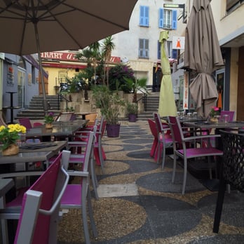 Brasserie l'Instant - Une terrasse un peu au calme - Bistros Near Me - Ajaccio, 2A Brasserie l'Instant - Une terrasse un peu au calme - Bistros Near Me - Ajaccio, 2A