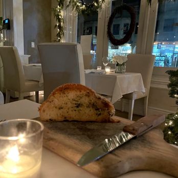 Alexanders on 30th - Garlic Bread - Italian Near Me - San Diego, California Alexanders on 30th - Garlic Bread - Italian Near Me - San Diego, California