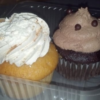 Candle Light Bakery - Horchata and chocolate cupcakes - Bakeries Near Me - Norwalk, California Candle Light Bakery - Horchata and chocolate cupcakes - Bakeries Near Me - Norwalk, California