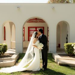 Clarke Estate - Wedding couple
