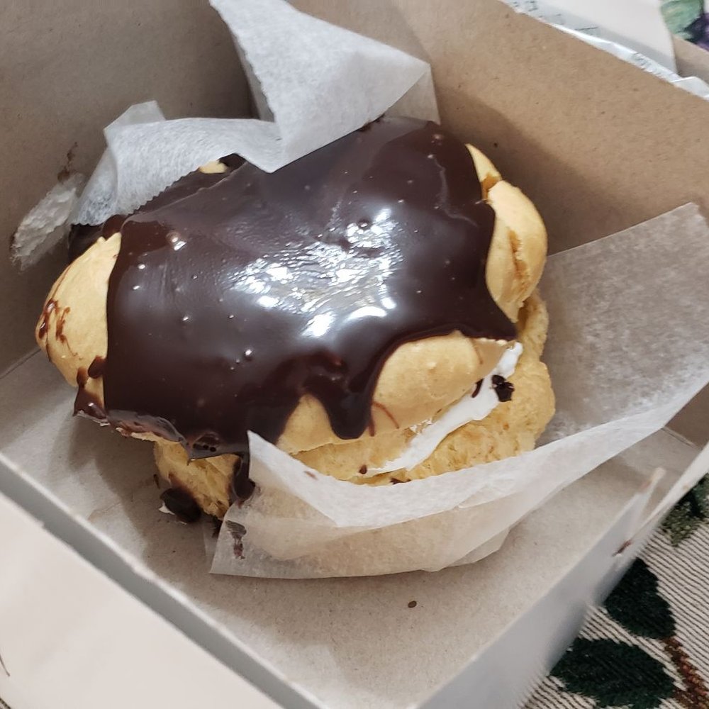 Cream puff! Cream puff!