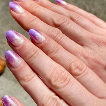 Paradise Nails - ombré purple chrome gel manicure - Nail Salons Near Me - Santa Rosa, California