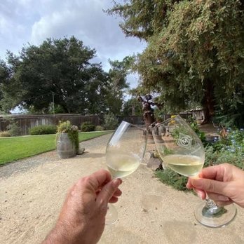 Mangels Vineyards - Wineries Near Me - Fairfield, California
