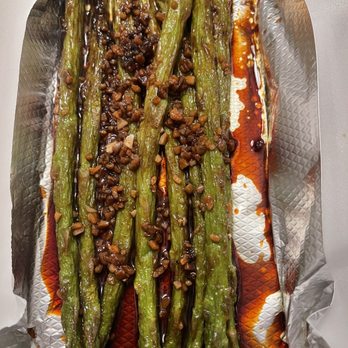 Ohana Sushi - Delicious. But $10.50 for 8 scrawny pieces of asparagus doust in garlic and chili oil is not the business. High way robbery! - Japanese Near Me - Riverside, California
