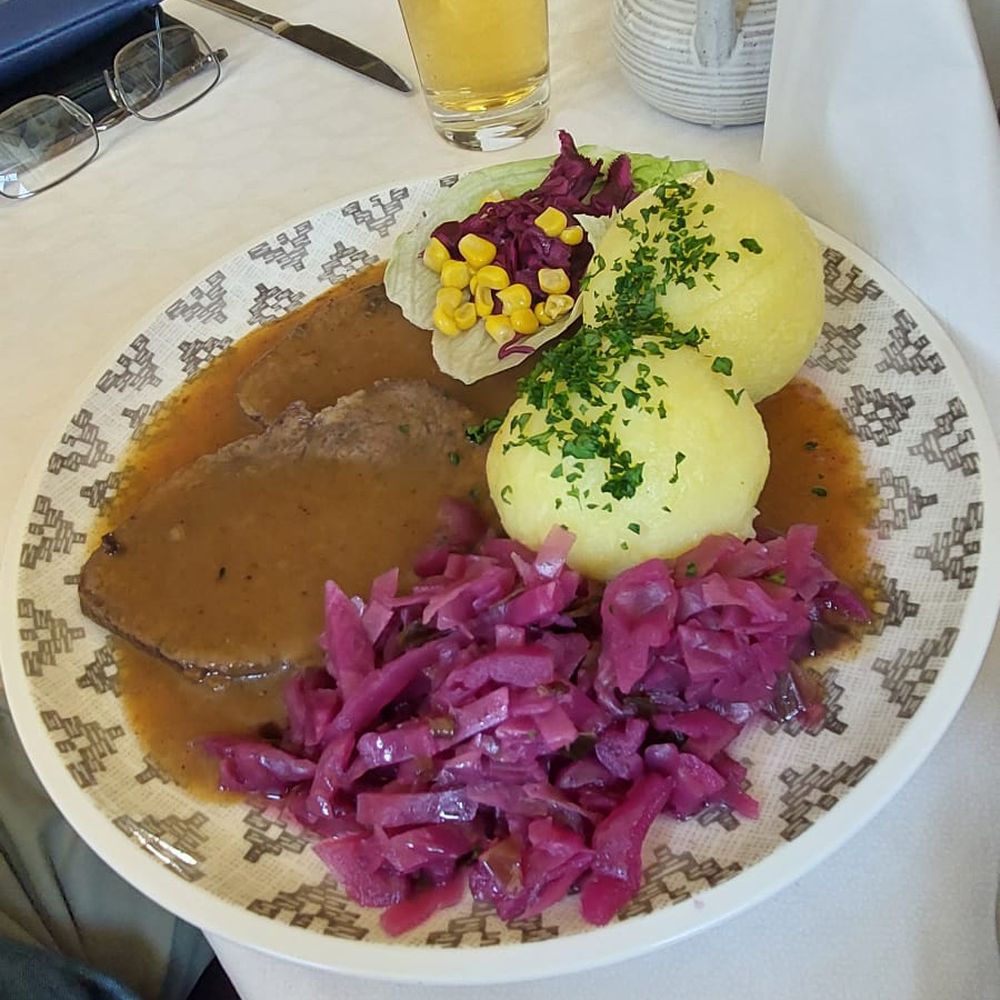 Top 10 Best Restaurants near Zeißigstraße 11, 09337 Hohenstein-Ernstthal,  Germany - November 2023 - Yelp