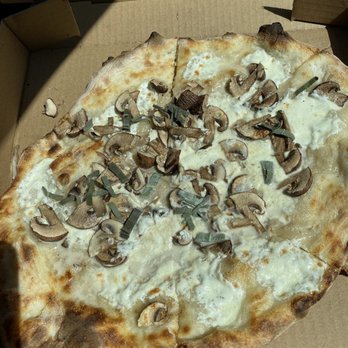 Masullo - Eileen requested no bacon. So amazing! Sorry started eating toppings off the pizza before I took the photo - Pizza Near Me - Sacramento, California