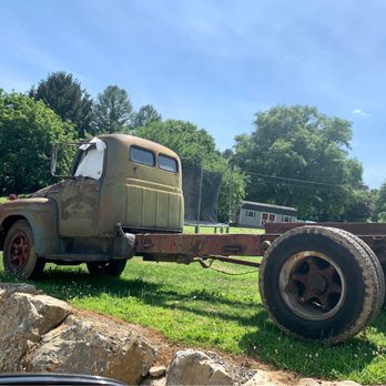 Alba Vineyard - Very old!!! - Wineries Near Me - Milford, New Jersey