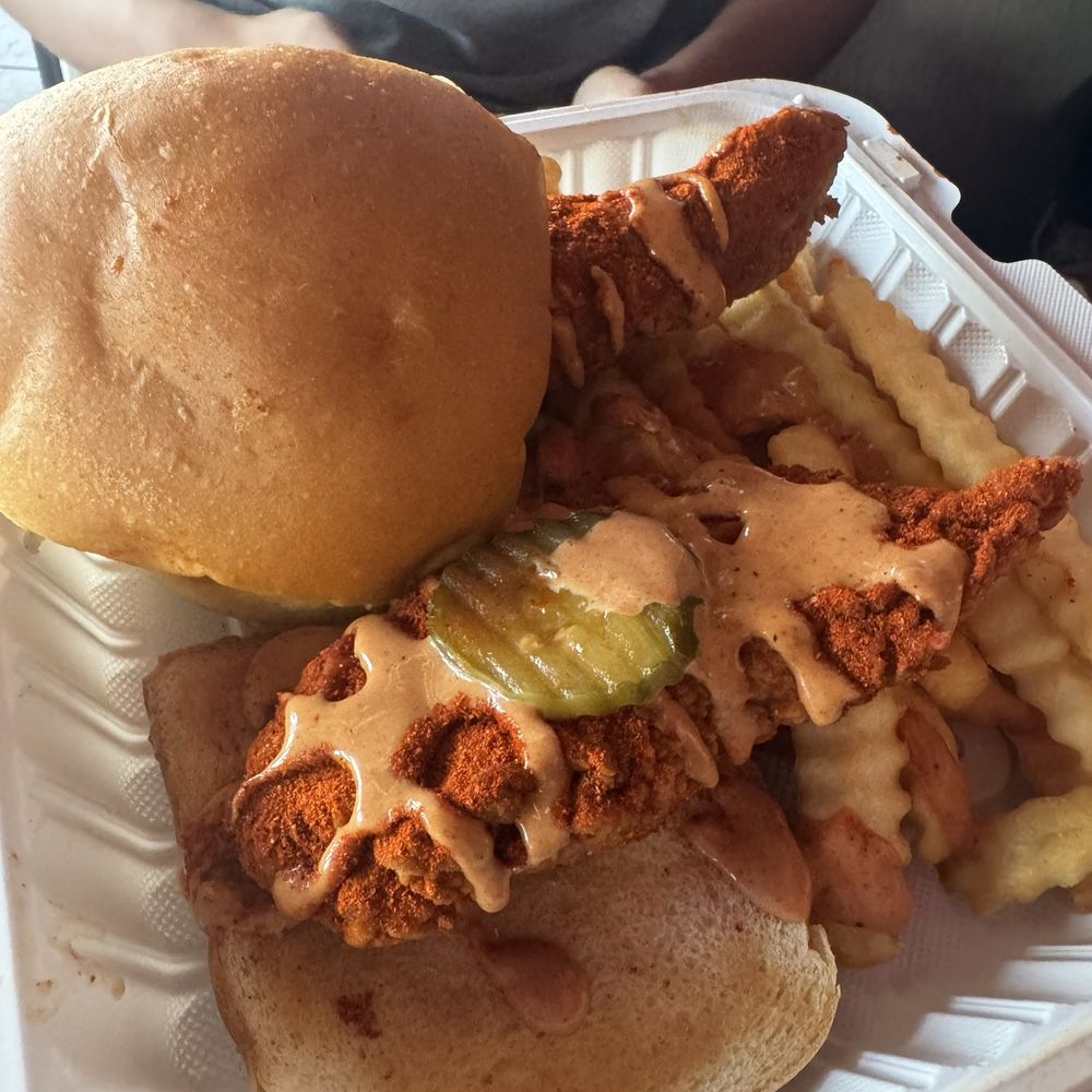 Hotbox Chicken - Halal Near Me - Anaheim, California