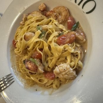 Brio Italian Grille - Lobster & Shrimp Fettuccine - Italian Near Me - Tampa, Florida Brio Italian Grille - Lobster & Shrimp Fettuccine - Italian Near Me - Tampa, Florida