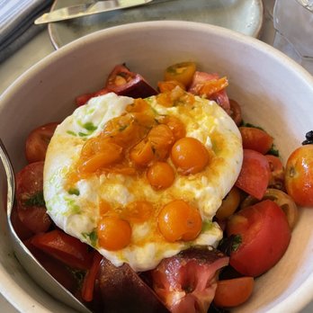 FIG Restaurant - Heirloom tomato salad. Great!!! - Bars Near Me - Santa Monica, California FIG Restaurant - Heirloom tomato salad. Great!!! - Bars Near Me - Santa Monica, California