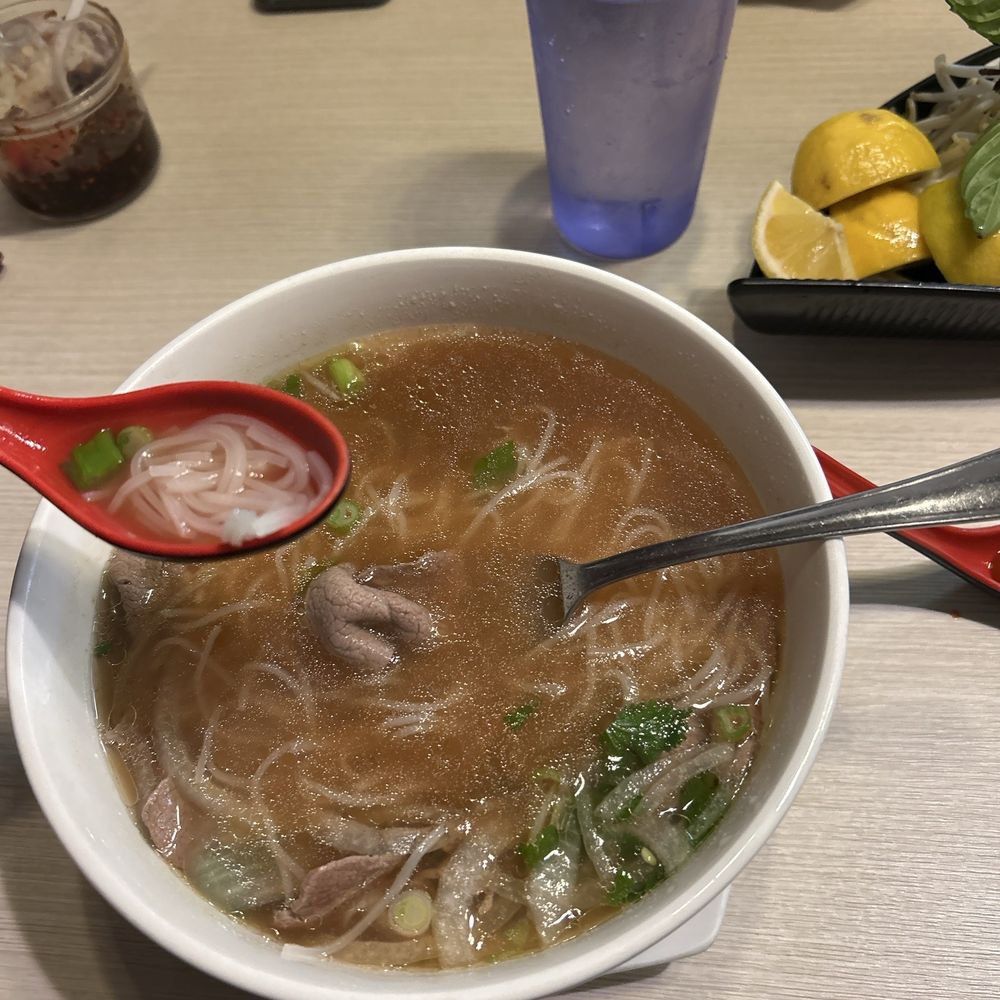 Lantern Vietnamese Kitchen - Breakfast & Brunch Near Me - Rancho Cucamonga, California