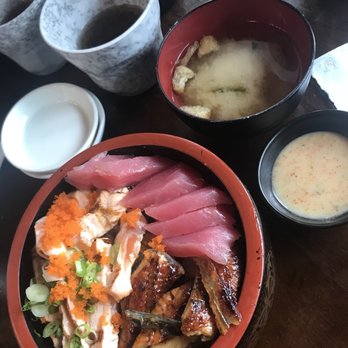 Musashi's - Chirashi Bowl with complimentary miso soup, spicy mayo, and tea - Sushi Bars Near Me - Seattle, Washington Musashi's - Chirashi Bowl with complimentary miso soup, spicy mayo, and tea - Sushi Bars Near Me - Seattle, Washington