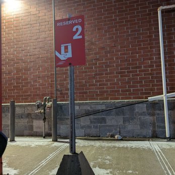 McDonald's - Waiting. There are only two parking spots to wait for your food - Fast Food Near Me - Brampton, Ontario
