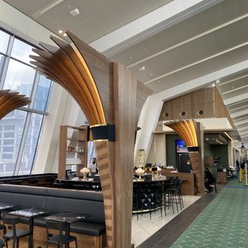 Juliett - Midcentury vibes. - Cocktail Bars Near Me - Portland, Oregon