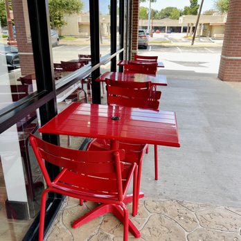 Three Brothers Bakery - Outside seating - Bakeries Near Me - Houston, Texas Three Brothers Bakery - Outside seating - Bakeries Near Me - Houston, Texas