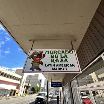 Mercado De La Raza - Honolulu's No. 1 Latin stop shop - Imported Food Near Me - Honolulu, Hawaii