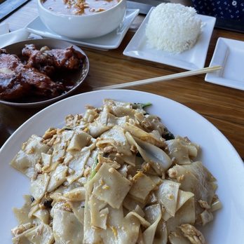 Sabai - Pad Se Ew - Bars Near Me - Richmond, Virginia