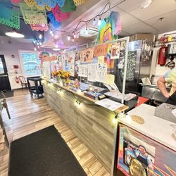 Babalouie BBQ - The order and pick up counter
