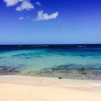 Barefoot Beach Cafe - Our view while eating breakfast at Barefoot beach cafe - Breakfast & Brunch Near Me - Honolulu, Hawaii