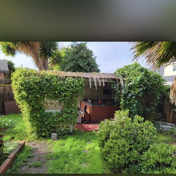 U Junk It We Dump It - Demo hot tub and covering before picture. - Junk Removal & Hauling Near Me U Junk It We Dump It - Demo hot tub and covering before picture. - Junk Removal & Hauling Near Me