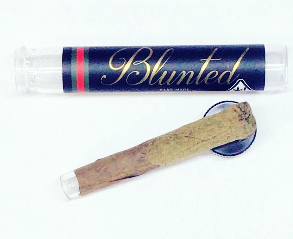 SCOOTERS AND HOOTERS Updated September 2024 11318 S Vermont Ave, Los Angeles, California