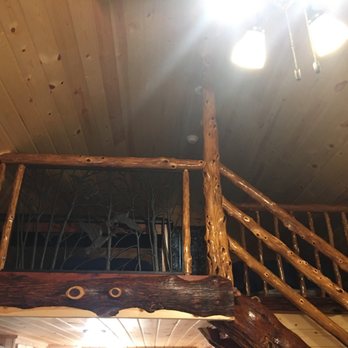 Buck's Cabins - The staircase in Goose Nest - Vacation Rentals Near Me - Howard, Kansas Buck's Cabins - The staircase in Goose Nest - Vacation Rentals Near Me - Howard, Kansas
