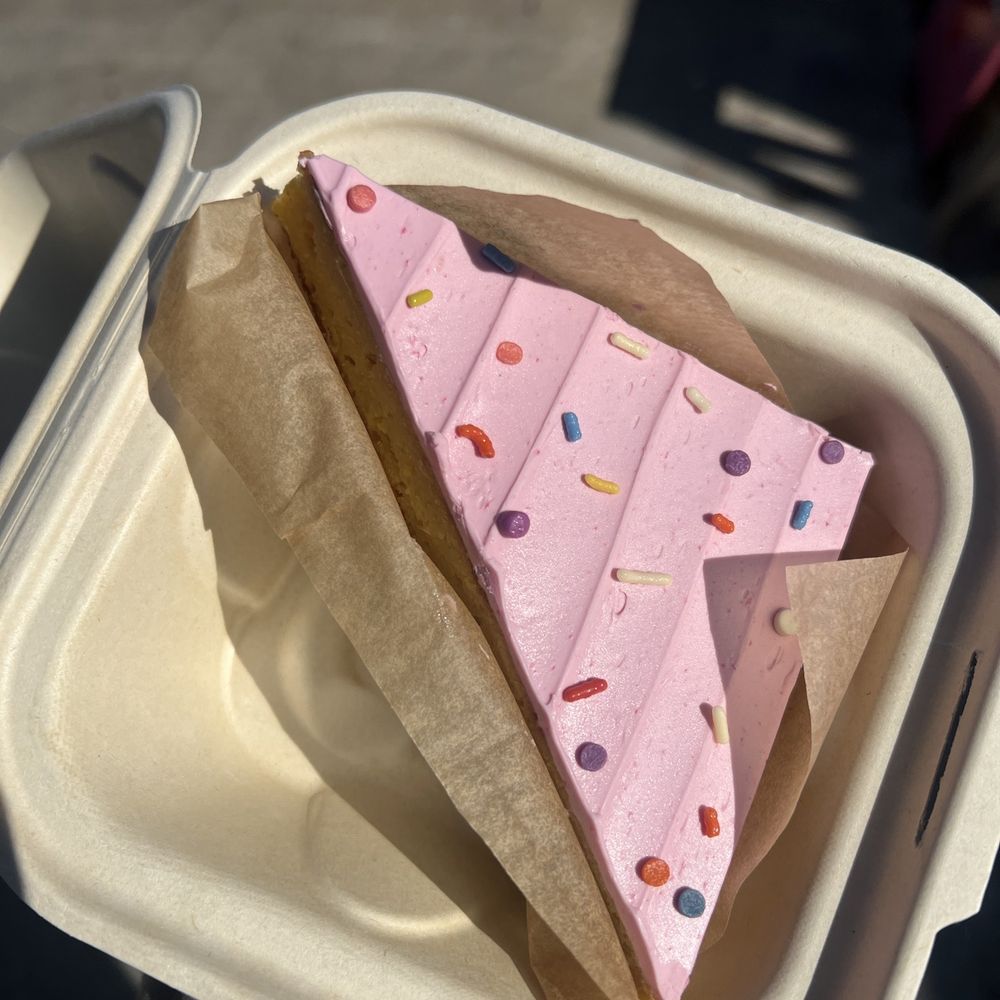 pink cake