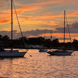 East End Charters - Sunset sail aboard the Surprise