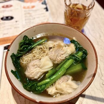 Yongzi Ji Restaurant - Wonton Noodle Soup - Chinese Near Me - San Francisco, California Yongzi Ji Restaurant - Wonton Noodle Soup - Chinese Near Me - San Francisco, California