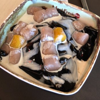 Meet Fresh - Signature ice grass jelly - Desserts Near Me - Katy, Texas