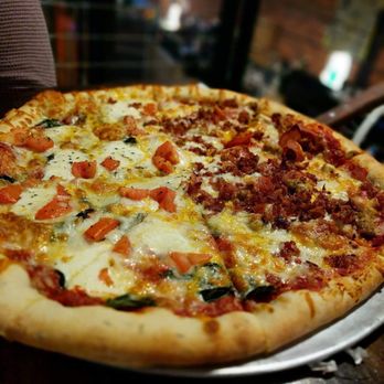 Mighty Mo Brewing - Half Margherita and half Meatza! - Breweries Near Me - Great Falls, Montana Mighty Mo Brewing - Half Margherita and half Meatza! - Breweries Near Me - Great Falls, Montana