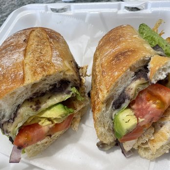 Café y Chocolate - Grilled chicken Torta - Mexican Near Me - Philadelphia, Pennsylvania Café y Chocolate - Grilled chicken Torta - Mexican Near Me - Philadelphia, Pennsylvania