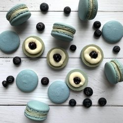 Mixed Macarons