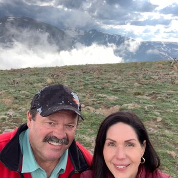 Purple Points Tour Company - Bus Tours Near Me - Estes Park, Colorado