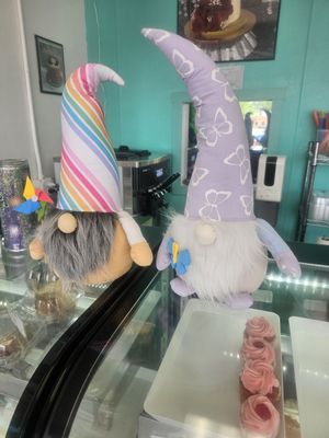 Sweet Corner Cakes by null