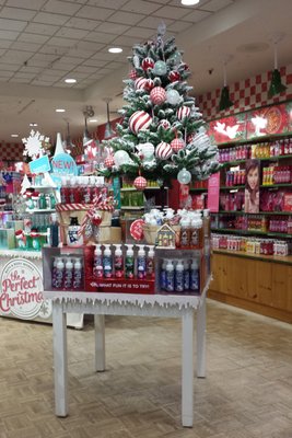 Bath Body Works 703 Chambersburg Mall Chambersburg Pa Cosmetics Fragrance Mapquest