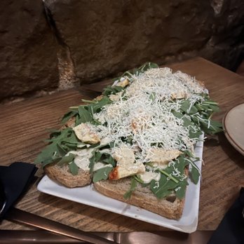 La Alcoba Azul - Rucular tosta - Tapas Bars Near Me - Barcelona, B La Alcoba Azul - Rucular tosta - Tapas Bars Near Me - Barcelona, B