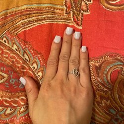 Cali-Nails - Acrylic nail slightly uneven and two nails have streaks