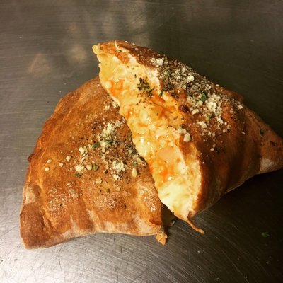 Eddies Calzones by null