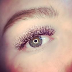 Light Volume Lash Extensions