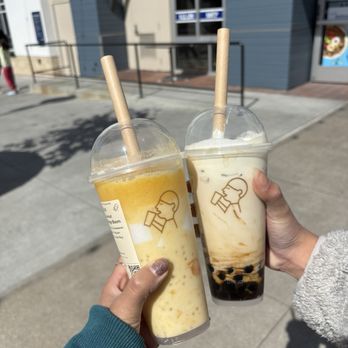 Heytea - Coconut Mango Boom + Supreme Brown Sugar Bobo Milk - Bubble Tea Near Me - Daly City, California Heytea - Coconut Mango Boom + Supreme Brown Sugar Bobo Milk - Bubble Tea Near Me - Daly City, California