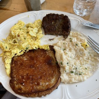 Roux Diner - Grits, Lite Eggs, Homemade Sausage, Grilled Sourdough Toast - Breakfast & Brunch Near Me - Chicago, Illinois