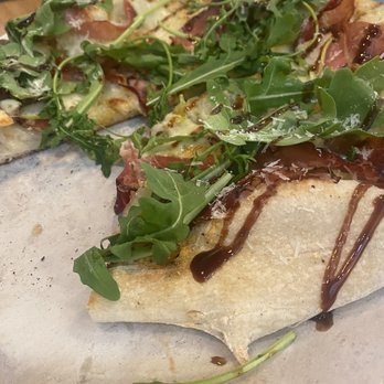 Oak Wood Fire Kitchen - Arugula pizza - Pizza Near Me - Draper, Utah Oak Wood Fire Kitchen - Arugula pizza - Pizza Near Me - Draper, Utah