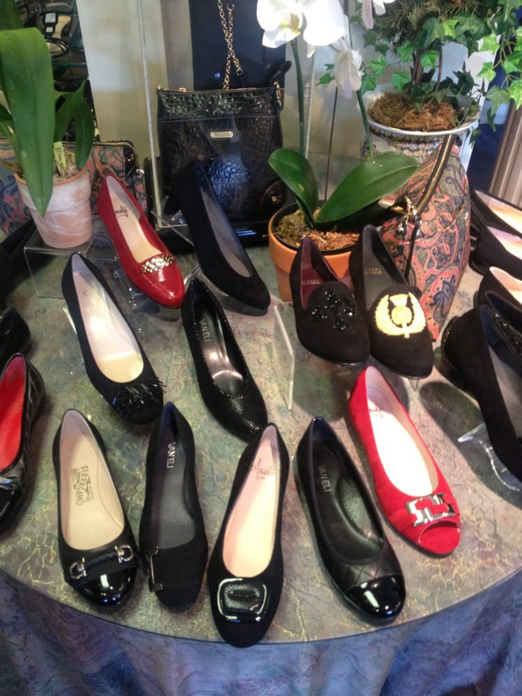 H J REDMON EXCLUSIVE FOOTWEAR Updated October 2024 3933 Chenoweth