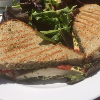 Gum Tree Cafe - Chicken Pesto sandwich - Australian Near Me - Hermosa Beach, California