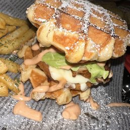 Waffle burger