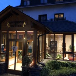 Landgasthaus Blücher - Ein sehr nettes Restaurant amRheinsteig hoch über dem Fluss gelegen...