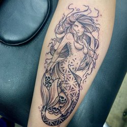 Black Talon Tattoo - Tattoo